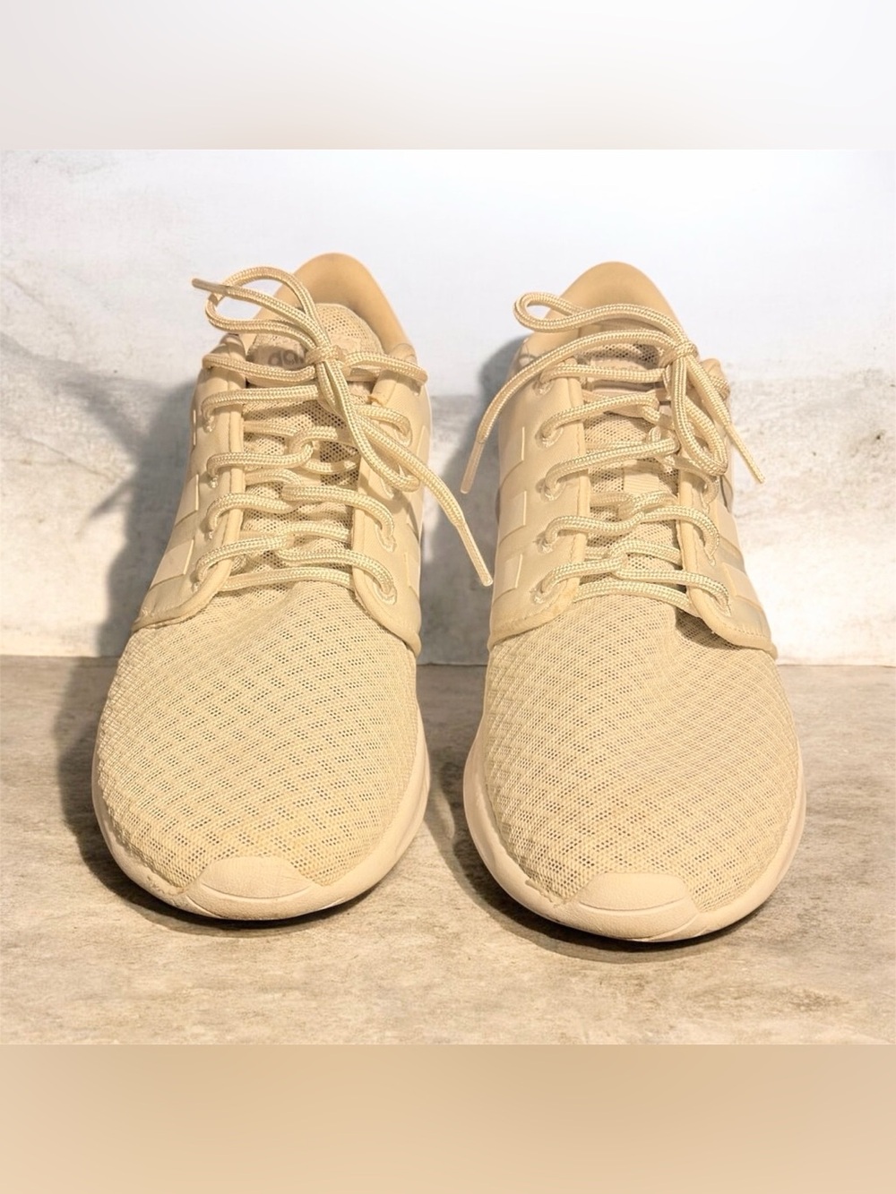 Women’s Lightweight off white Athletic Sneakers
